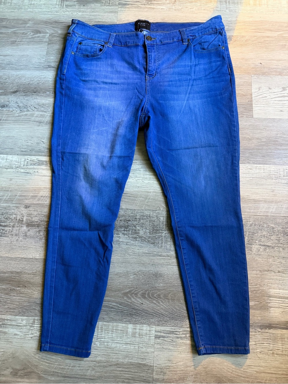 Celebrity Pink Women's Skinny Jeans in Bright Blue